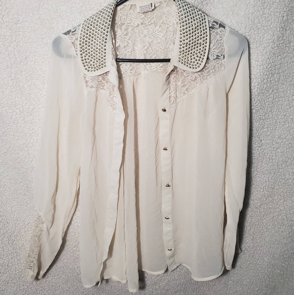 Sheen button up top with lace detail